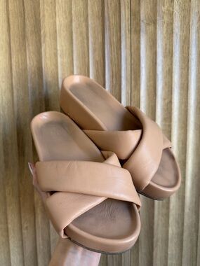 BEEK Rhea Platform Crossover Leather Neutral Sandals